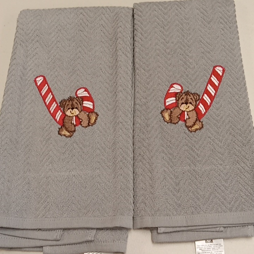 Nwot embroidered holiday dish towels